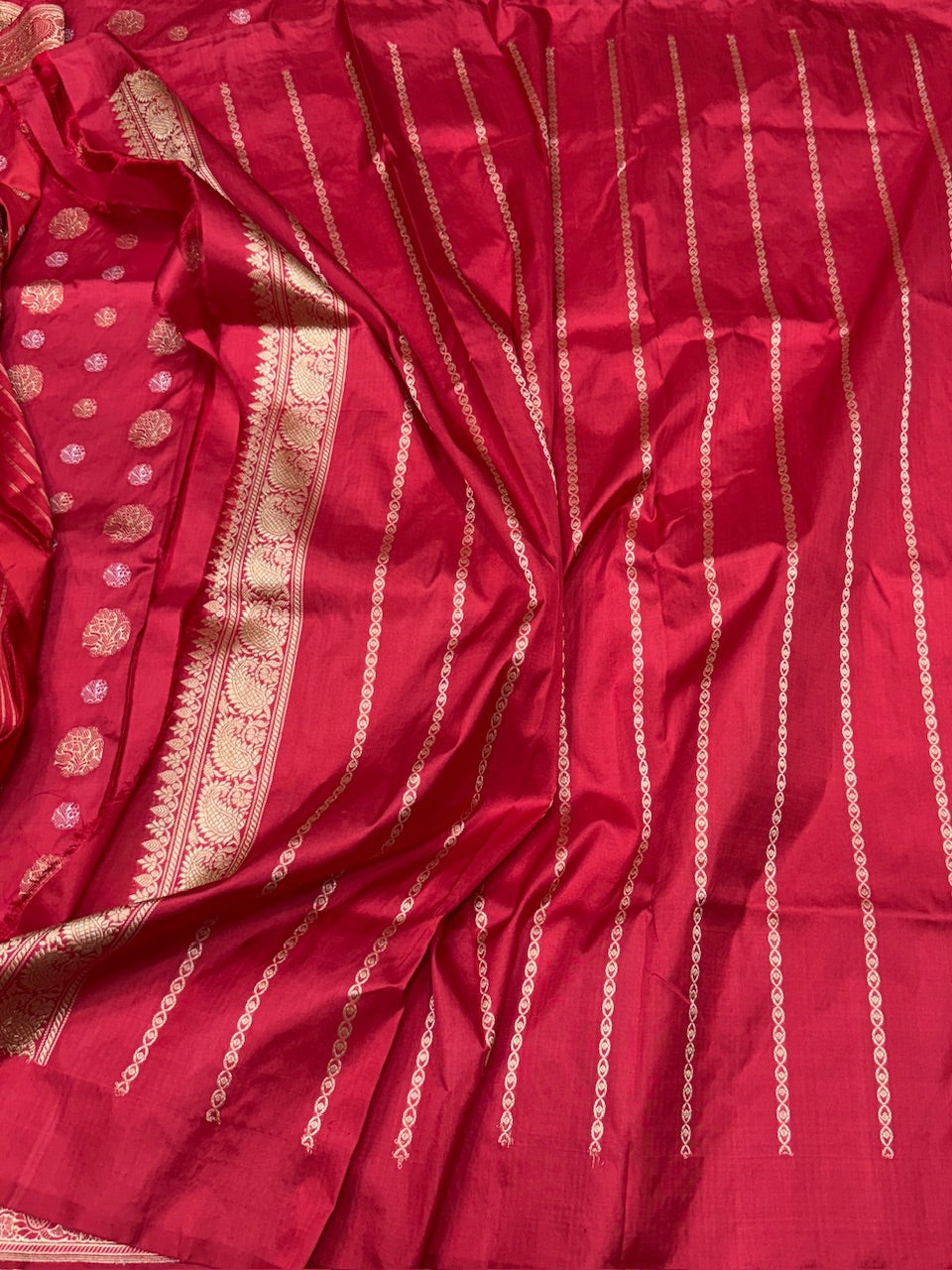 Red Handwoven Pure Banarasi Silk Saree