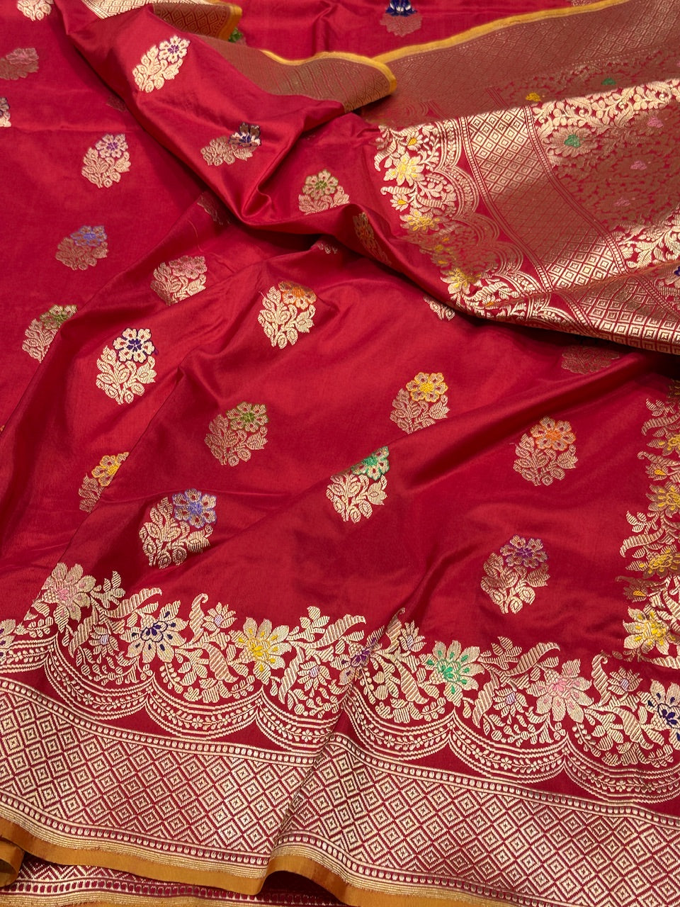 Handwoven Pure Banarasi Silk Saree