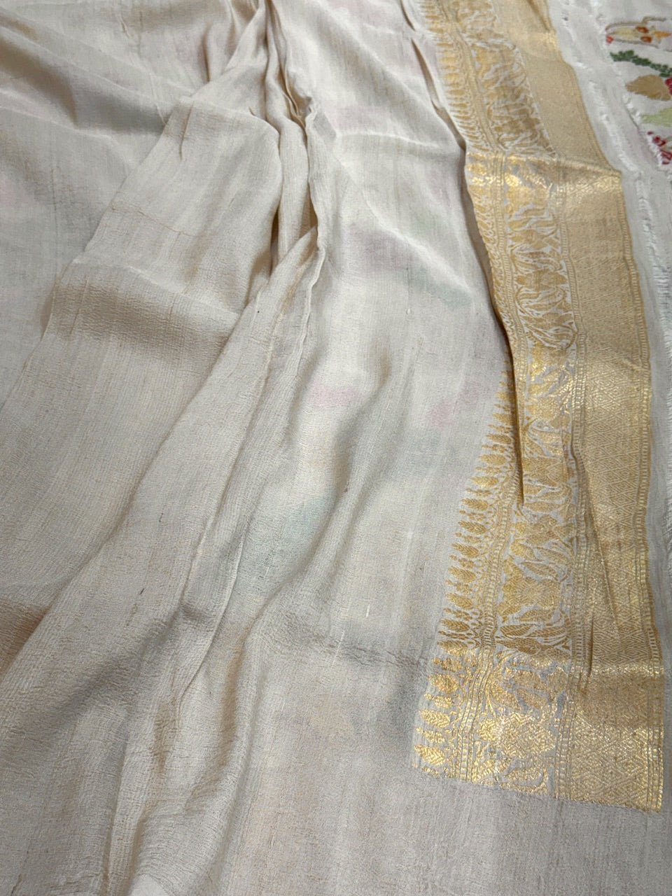 Ivory Handwoven Pure Tussar Georgette Saree