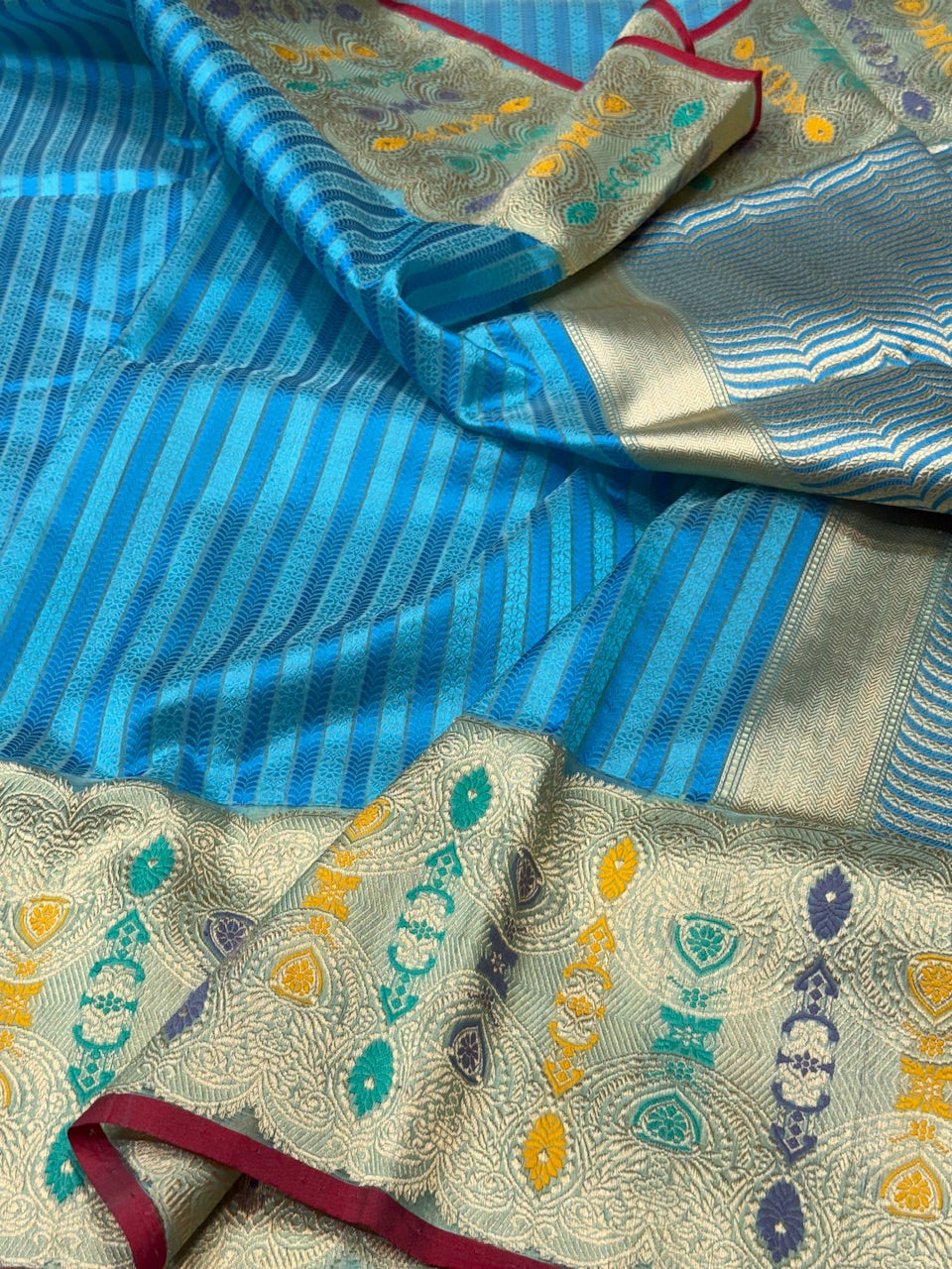 Handwoven Banarasi Pure Organza Saree