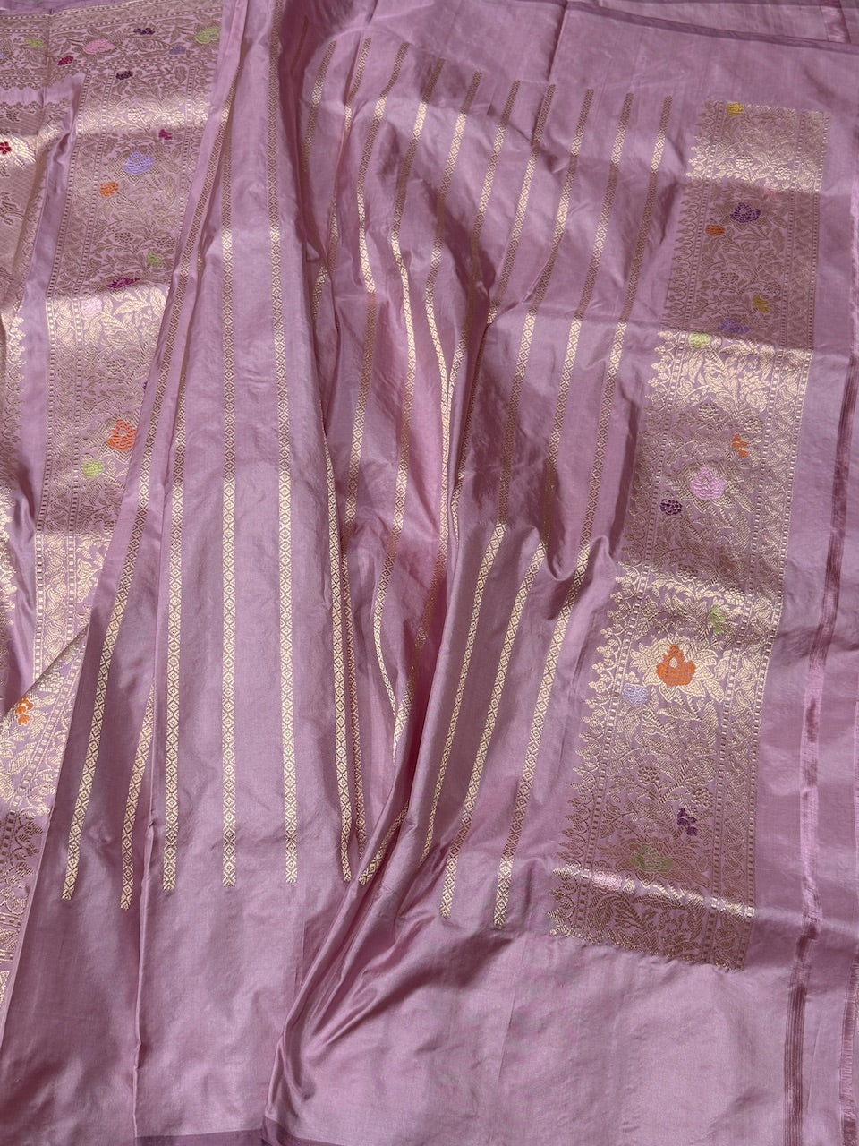 Lilac Handwoven Pure Banarasi Silk Saree