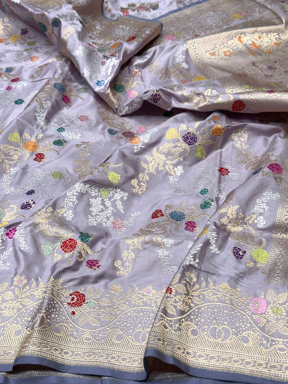 Dusty Lavender Handwoven Pure Banarasi Silk Saree