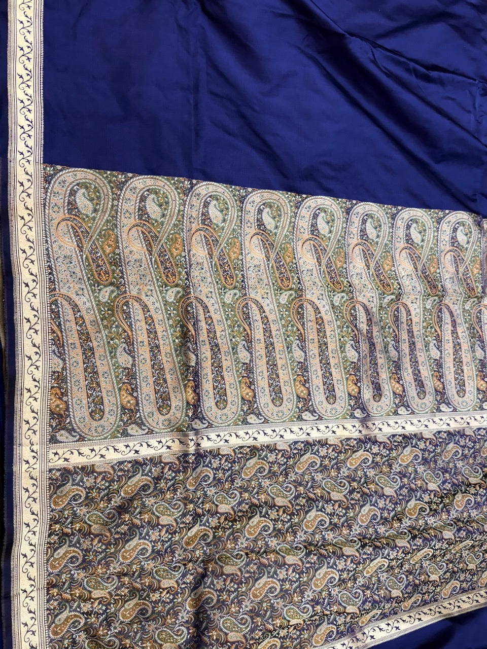 Navy Blue Handwoven Pure Banarasi Mashru Satin Silk Saree