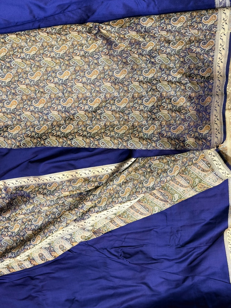Navy Blue Handwoven Pure Banarasi Mashru Satin Silk Saree
