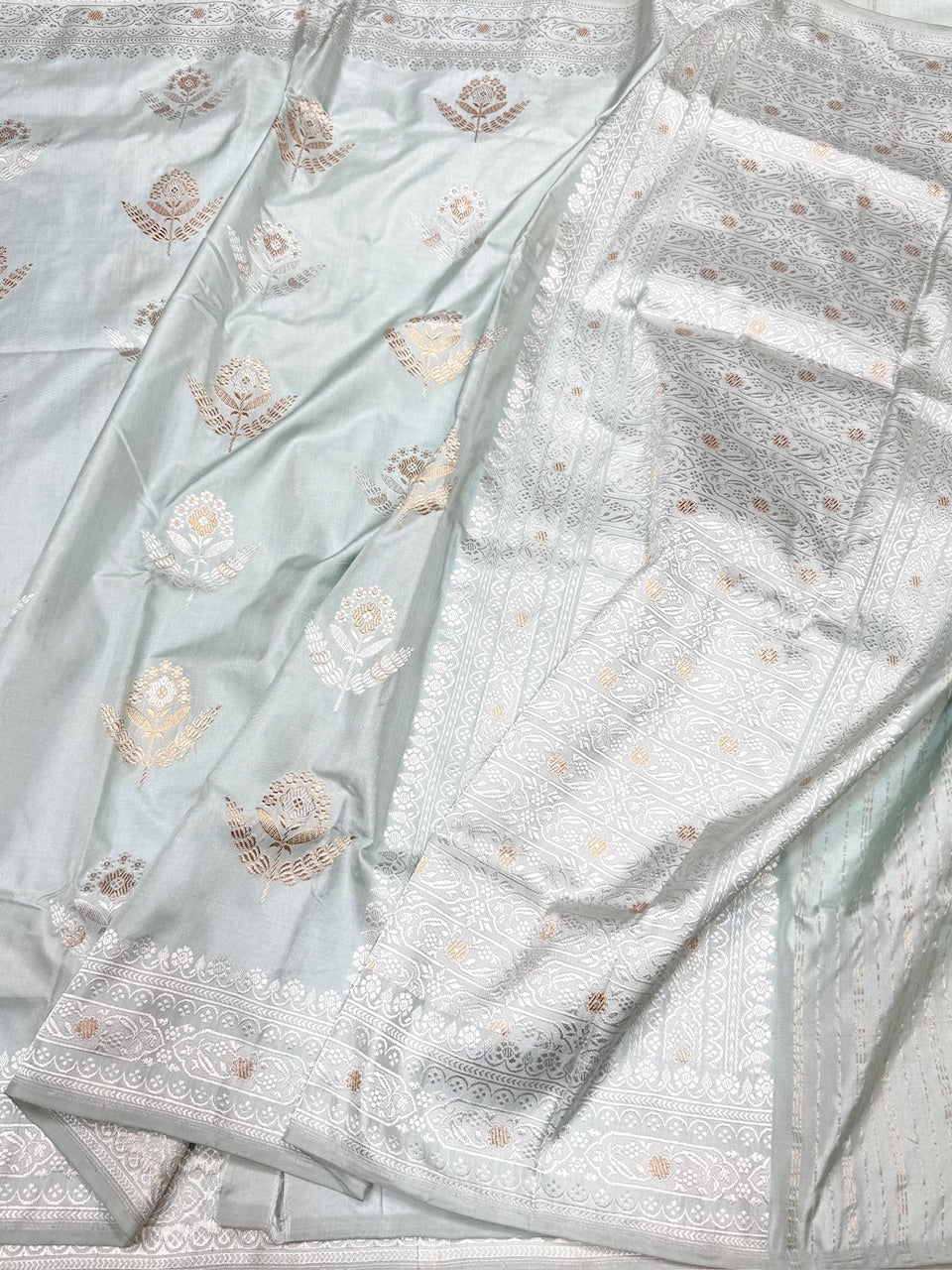 Powder Blue Handwoven Pure Banarasi Silk Saree