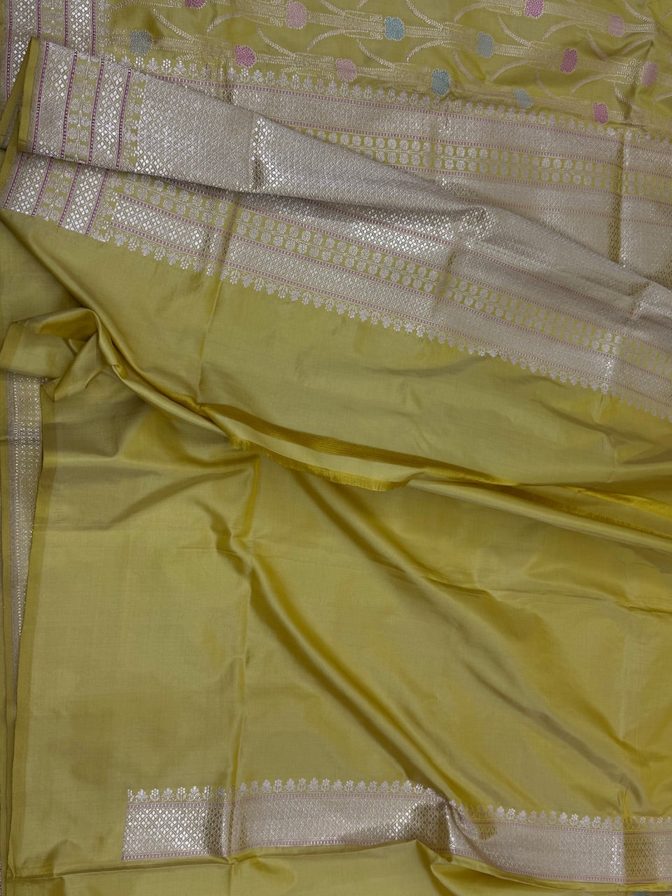 Lemon Yellow Handwoven Pure Silk Saree
