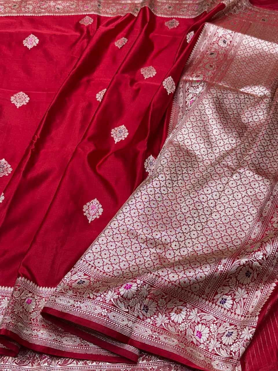 Red Handwoven Vintage Pure Banarasi Satin Silk Saree