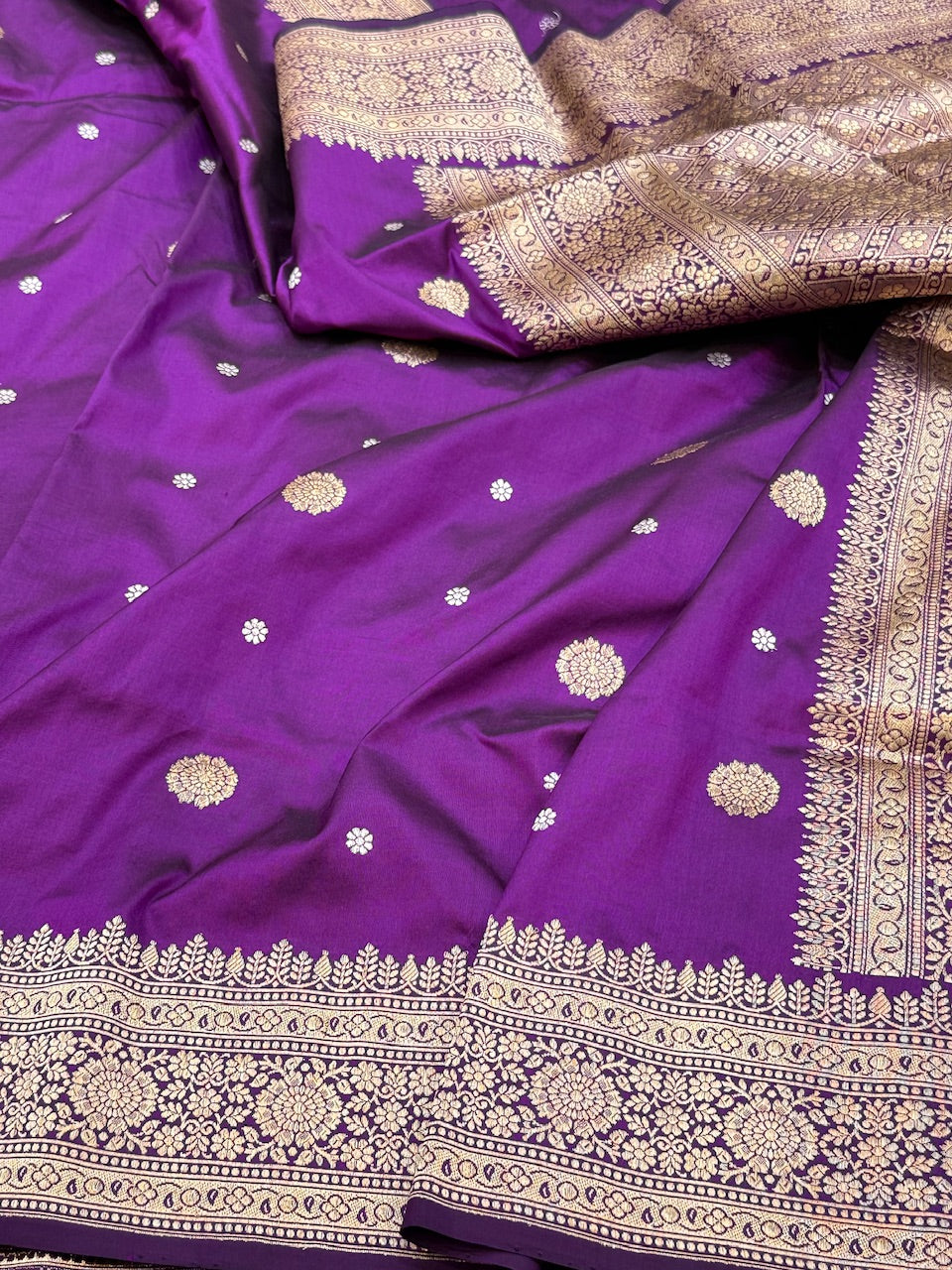 Handwoven Vintage Pure Silk Saree