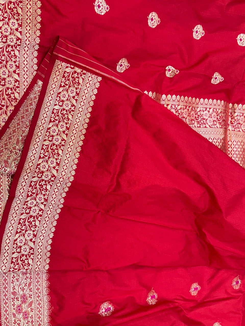 Handwoven Vintage Banarasi Pure Silk Saree
