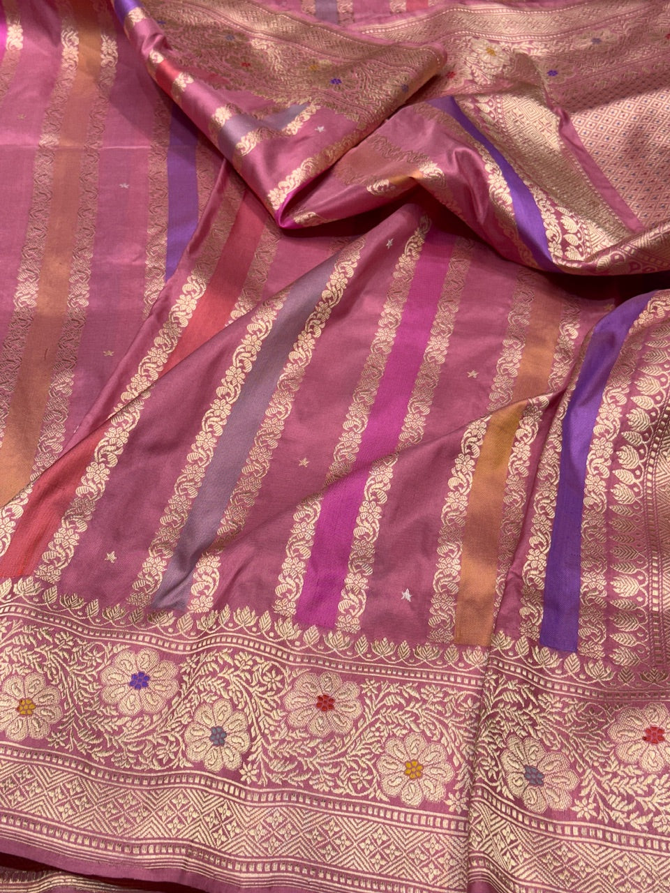 Handwoven Rangkaat Pure Banarasi Saree