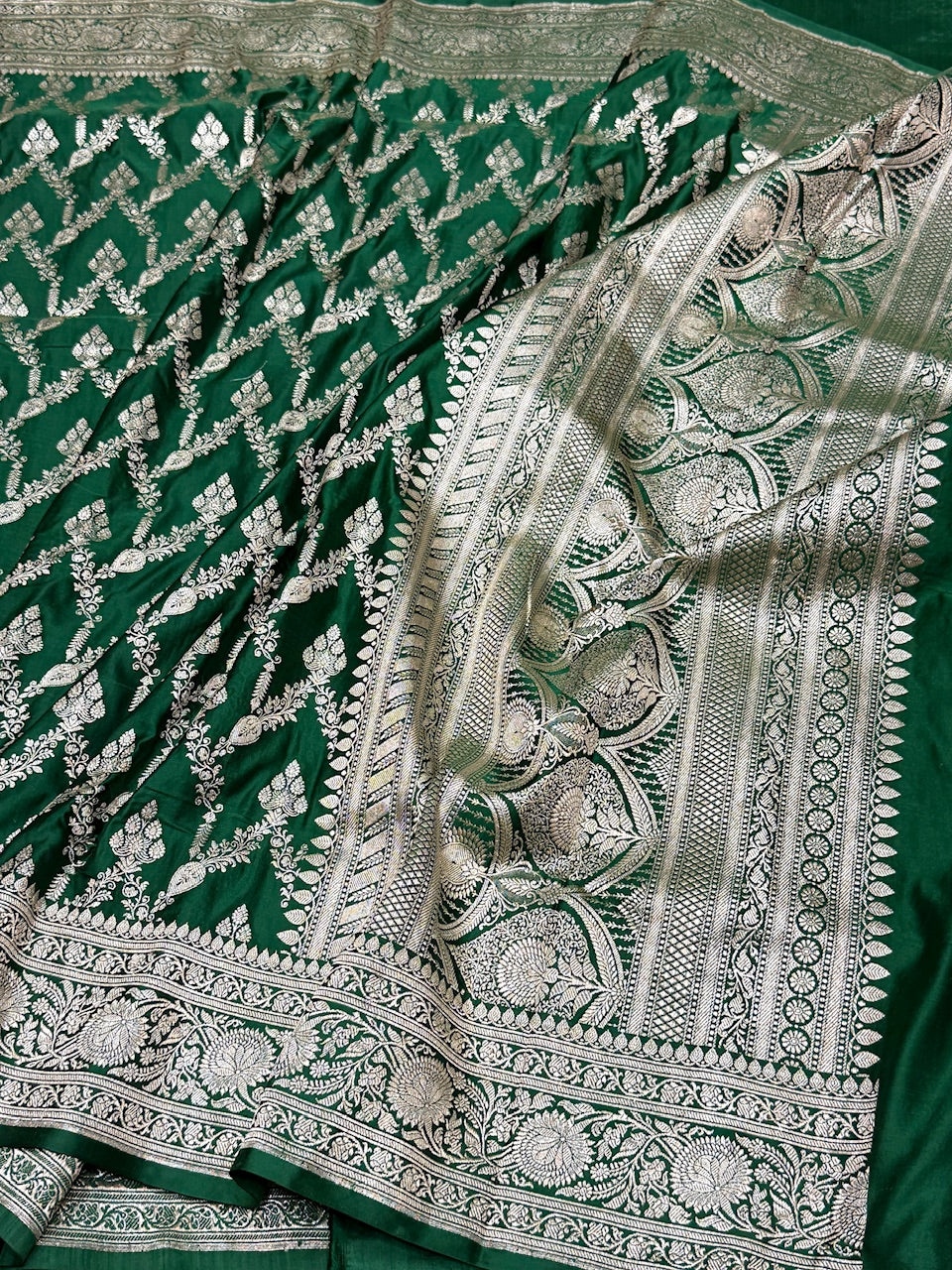 Bottle Green Handwoven Vintage Pure Banarasi Satin Silk Saree