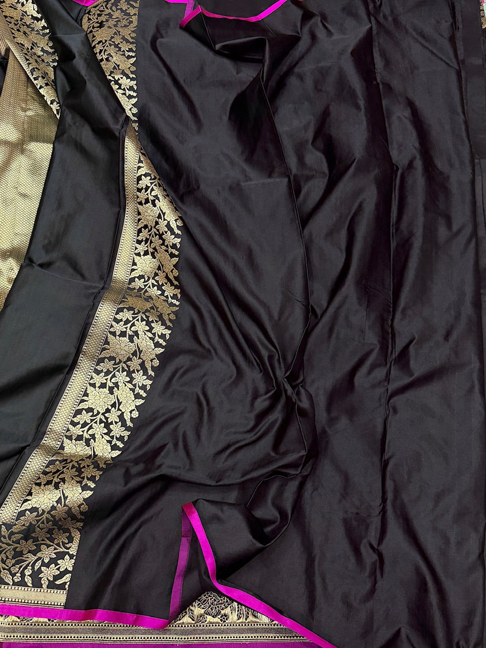 Black Handwoven Pure Banarasi Satin Silk Saree