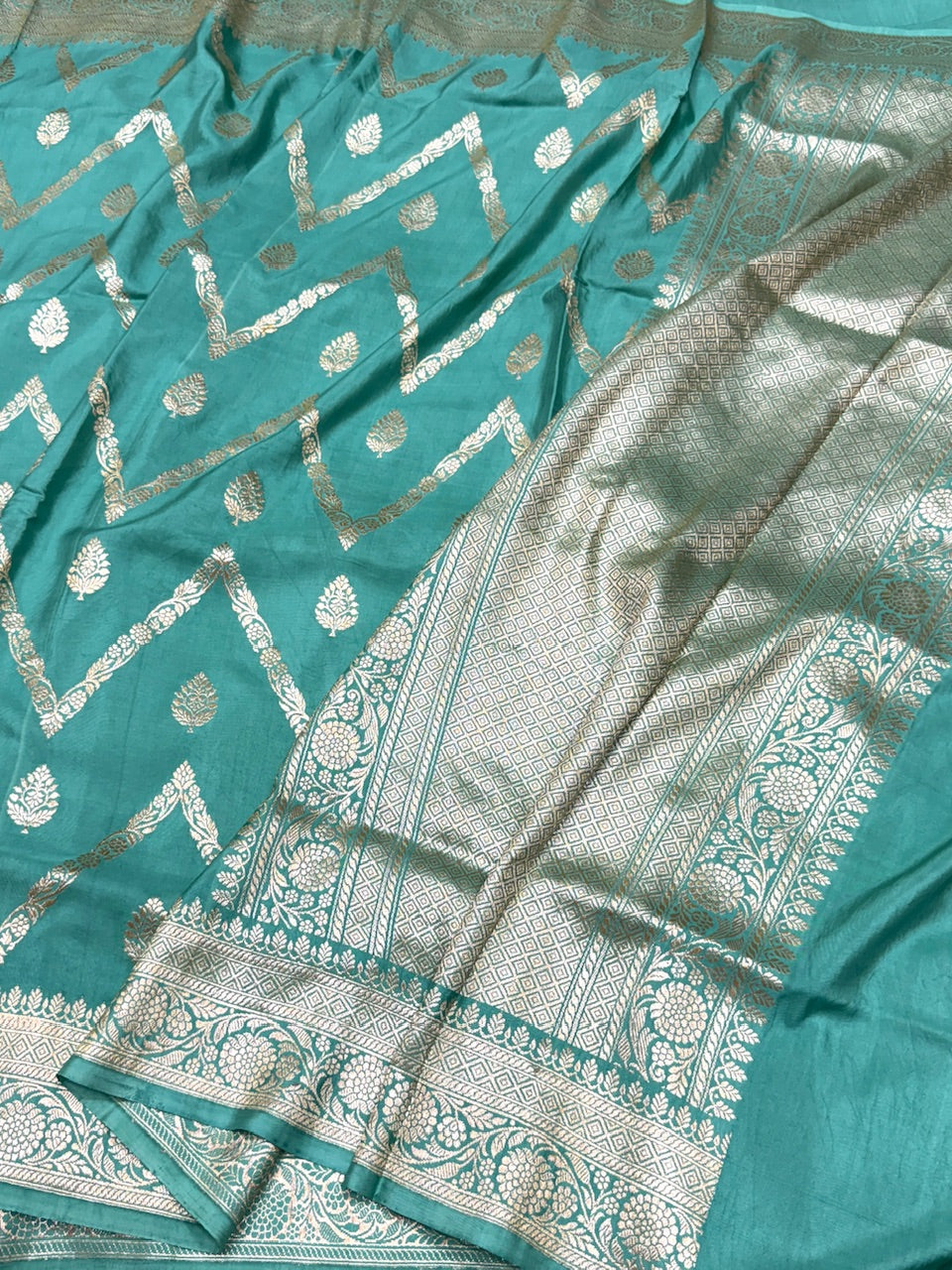 Sea Green Handwoven Pure Georgette Saree