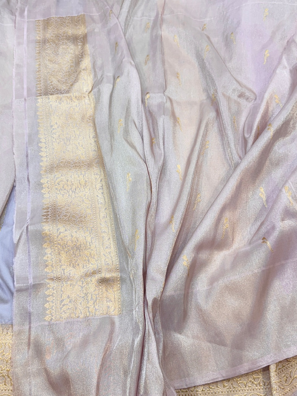 Lilac Handwoven Banarasi Rangkaat Tissue Saree