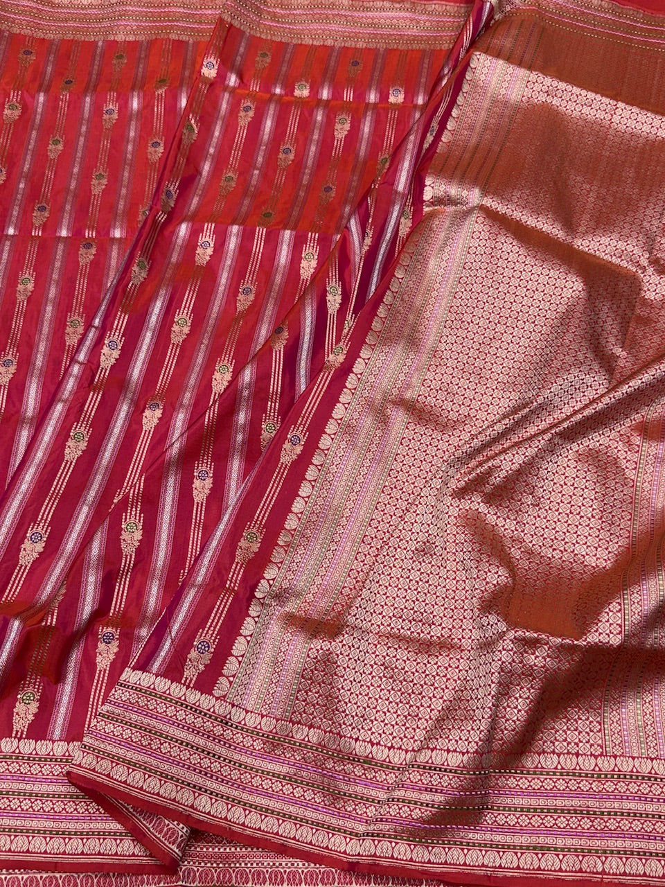 Red Handwoven Pure Banarasi Silk Saree