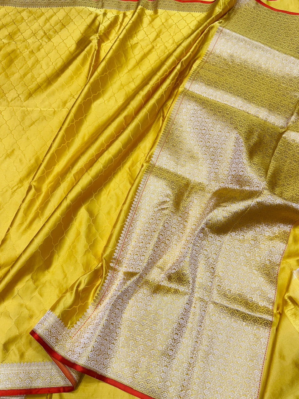 Yellow Handwoven Pure Banarasi Satin Tanchoi Silk Saree