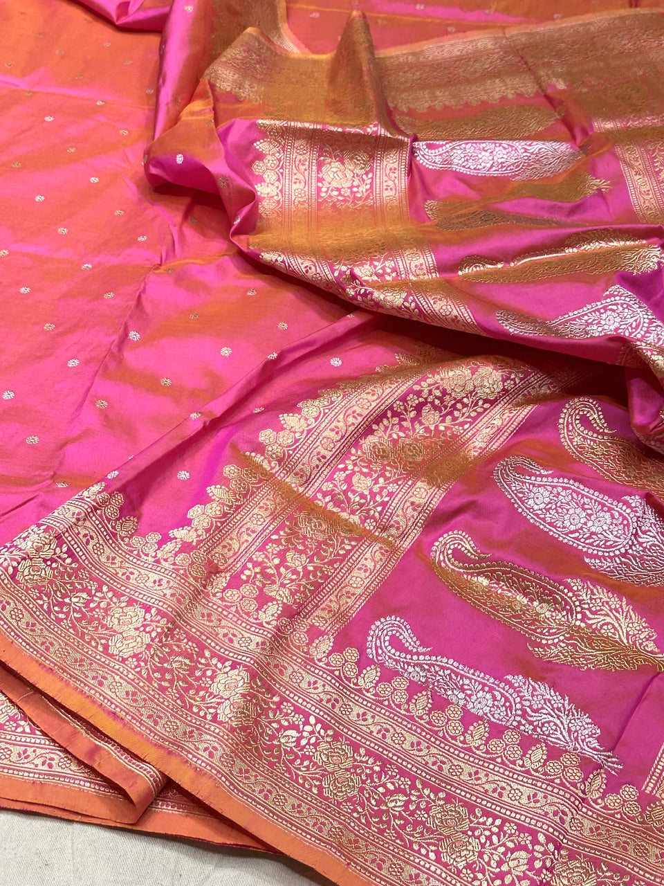 Barbie Pink Vintage Handwoven Banarasi Pure Silk Saree