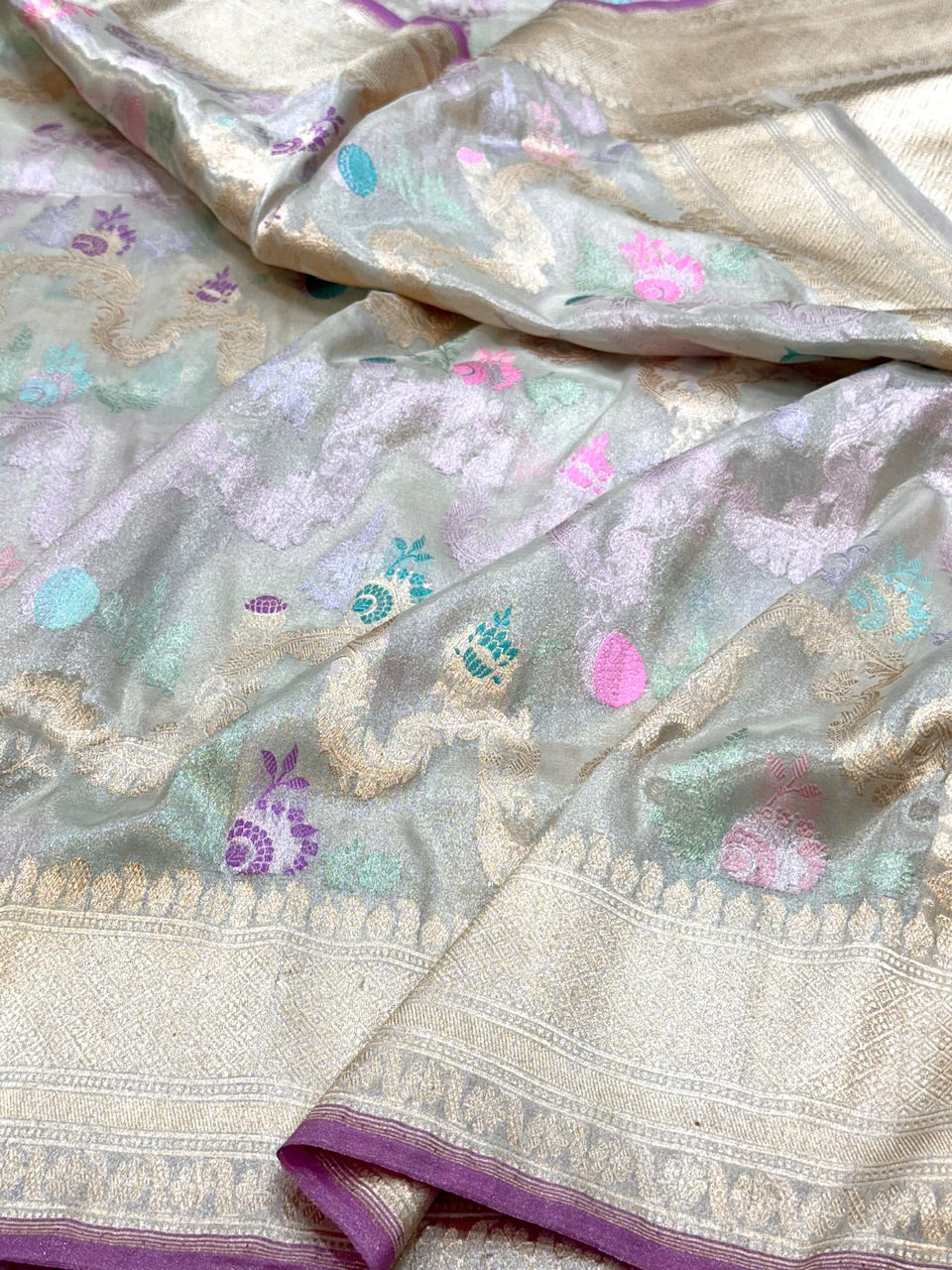 Ivory Handwoven Pure Banarasi Tissue Saree