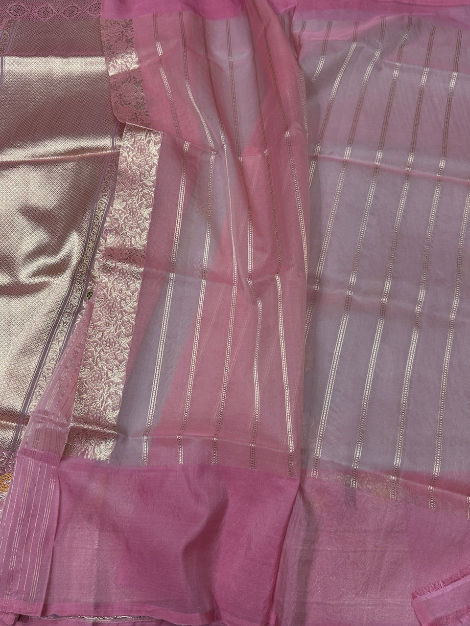 Gajiri Pink Handwoven Banarasi Pure Organza Saree