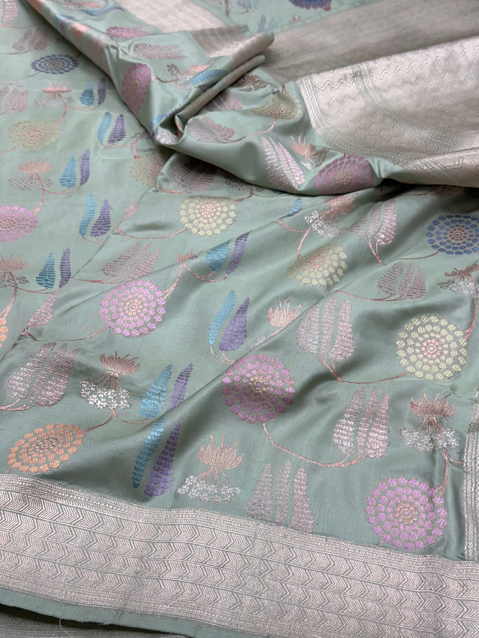 Powder Blue Handwoven Pure Banarasi Silk Saree