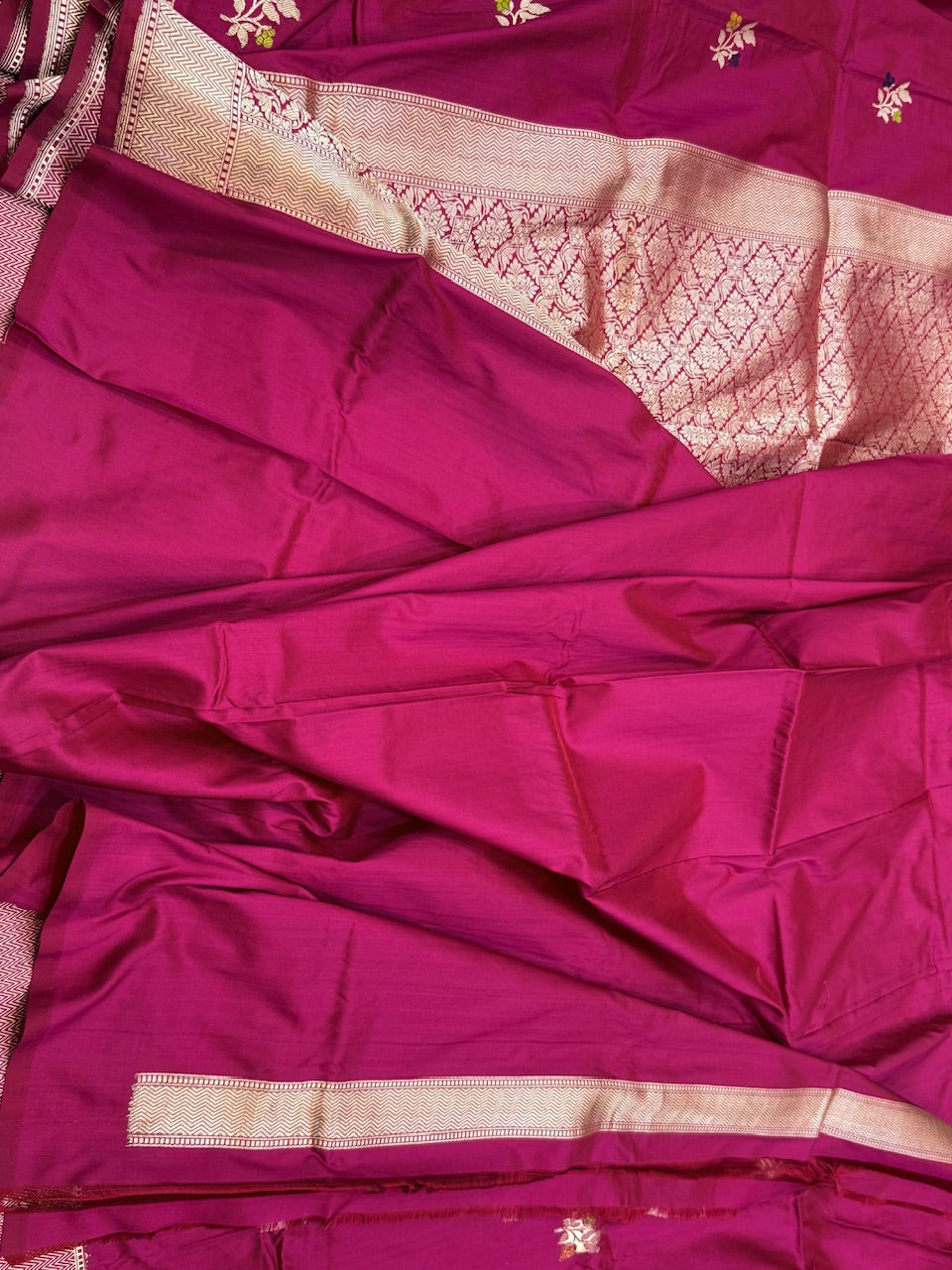 Rani Pink Handwoven Pure Banarasi Silk Saree