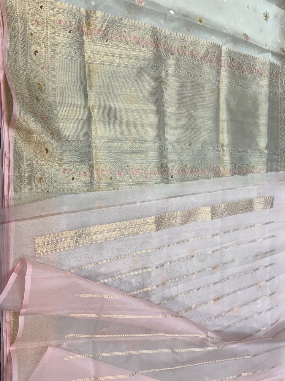 White Handwoven Pure Banarasi Organza Silk Saree