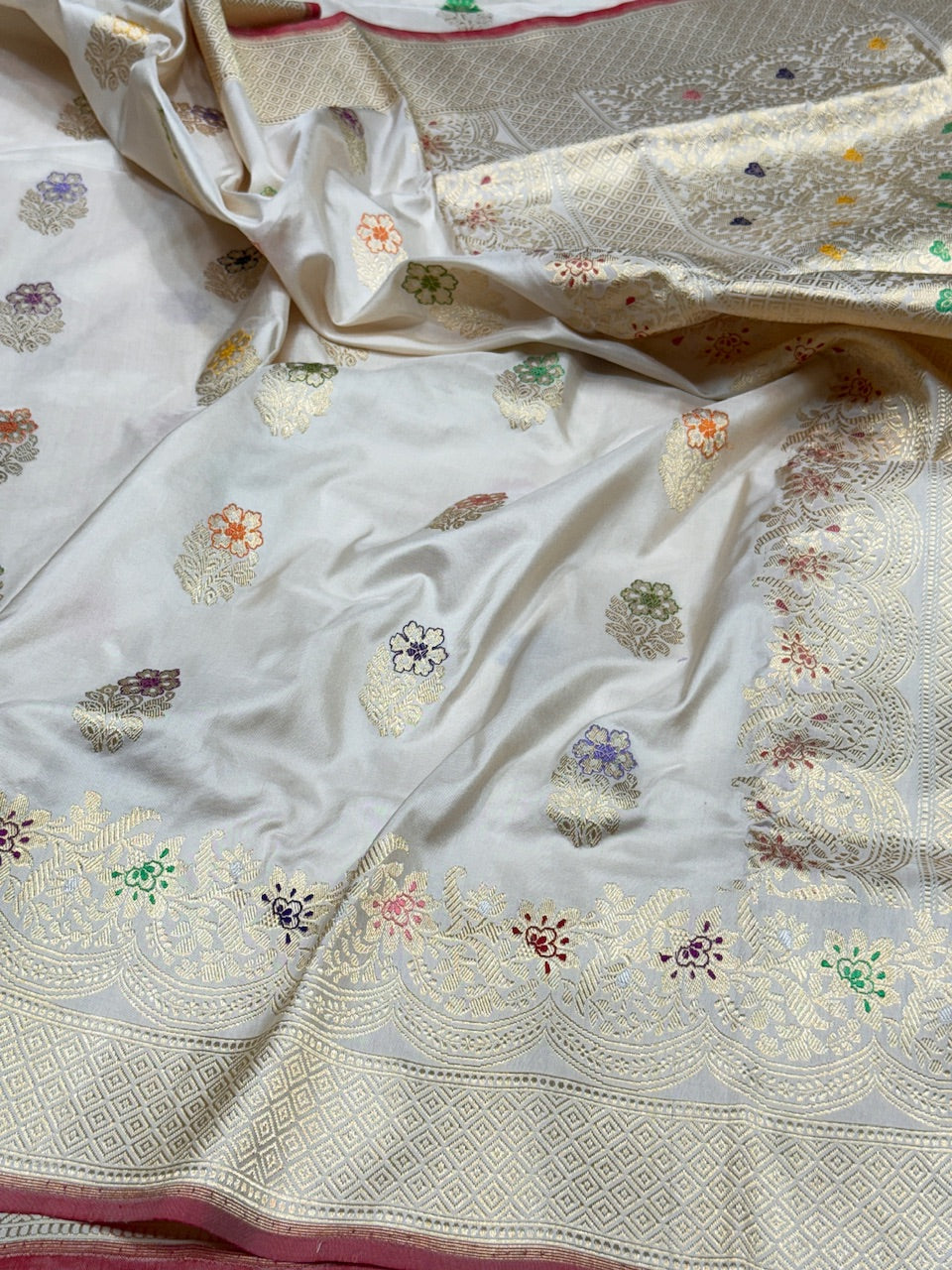 Handwoven Pure Banarasi Silk Saree