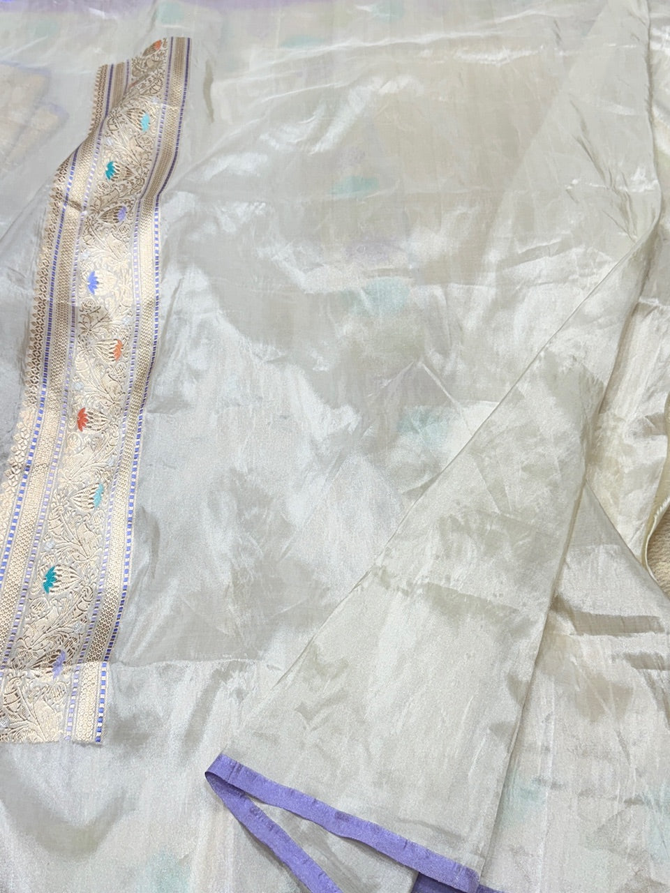 Ivory Handwoven Banarasi Pure Katan Tissue Saree