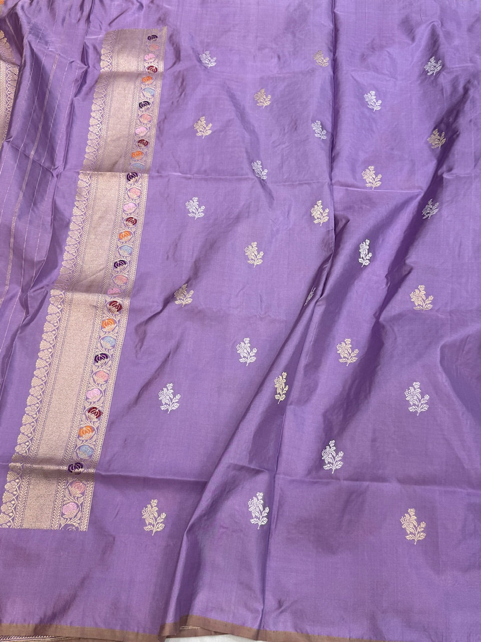 Lavender Handwoven Banarasi Pure Silk Saree