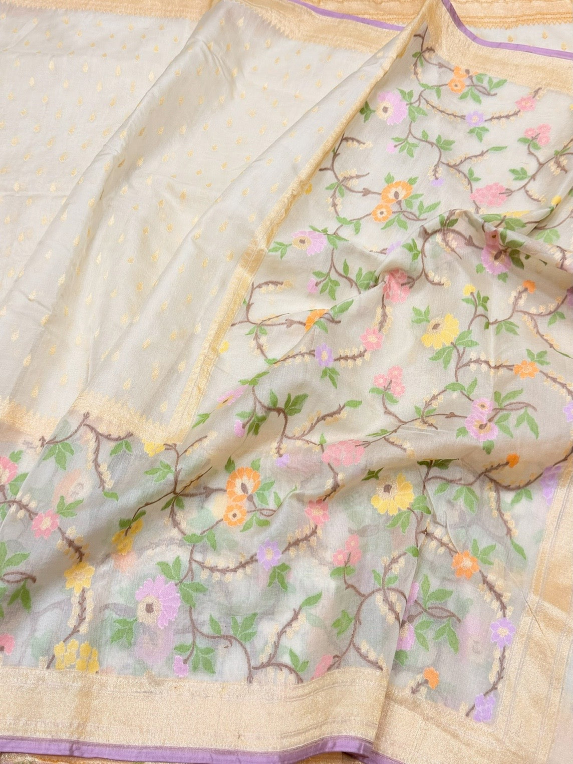 Ivory Handwoven Pure Kora Jamdani  Saree