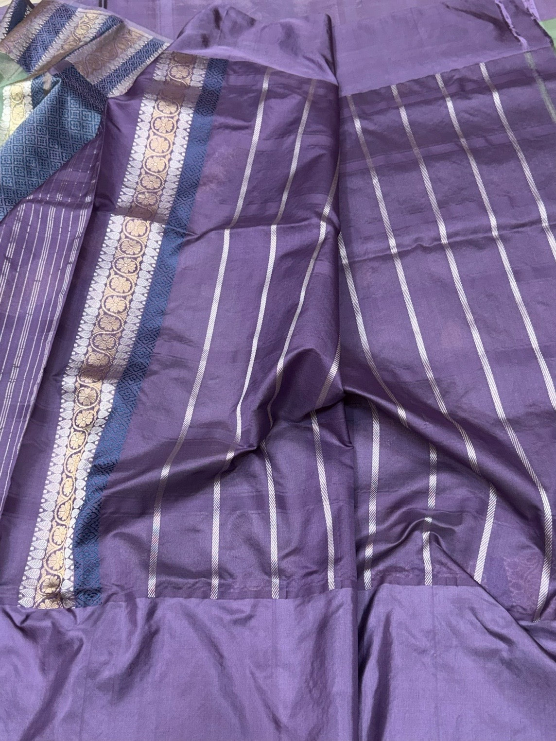 Soft Sea Green Handwoven Pure Banarasi Tissue Saree in Kadwa Weave | Pure Katan Tissue Silk