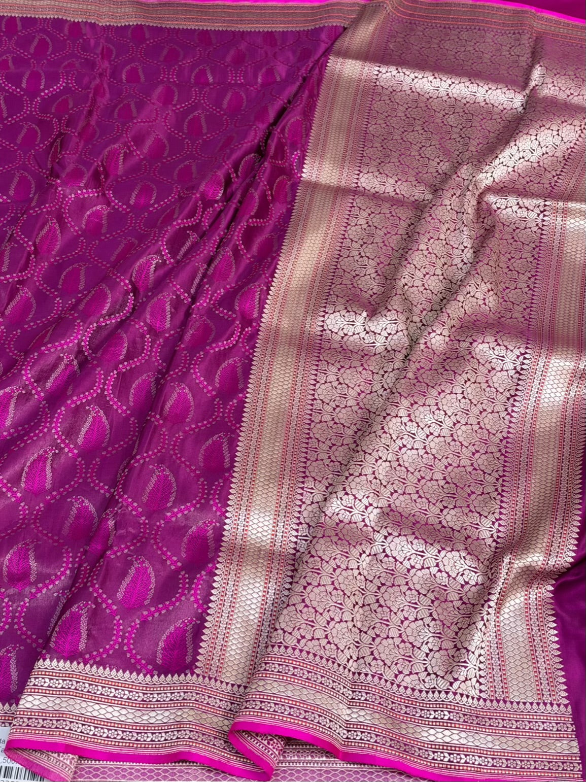 Magenta Pink Handwoven Pure Banarasi Satin Tanchoi Silk Saree