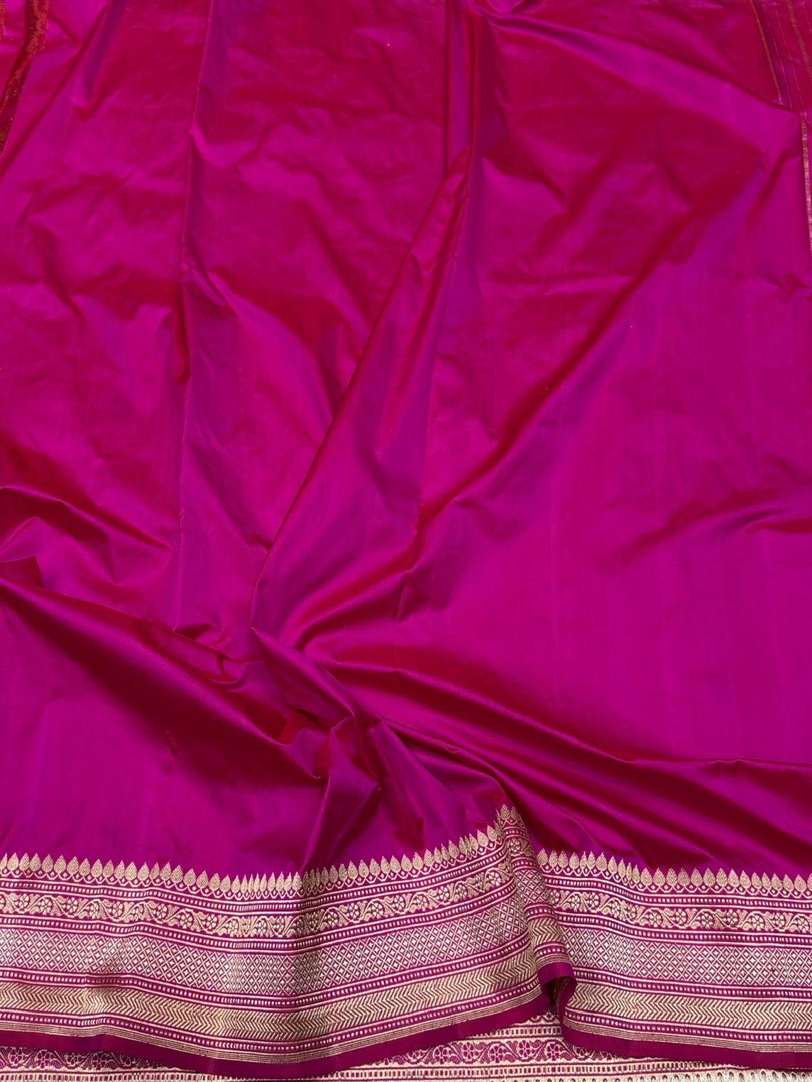 Rani Pink Handwoven Pure Banarasi Silk Saree – Kadwa Weave in 100% Katan Mulberry Silk