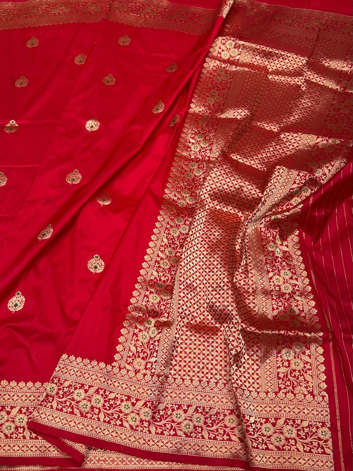 Handwoven Vintage Pure Banarasi Silk Saree – Kadwa Weave in 100% Katan Mulberry Silk