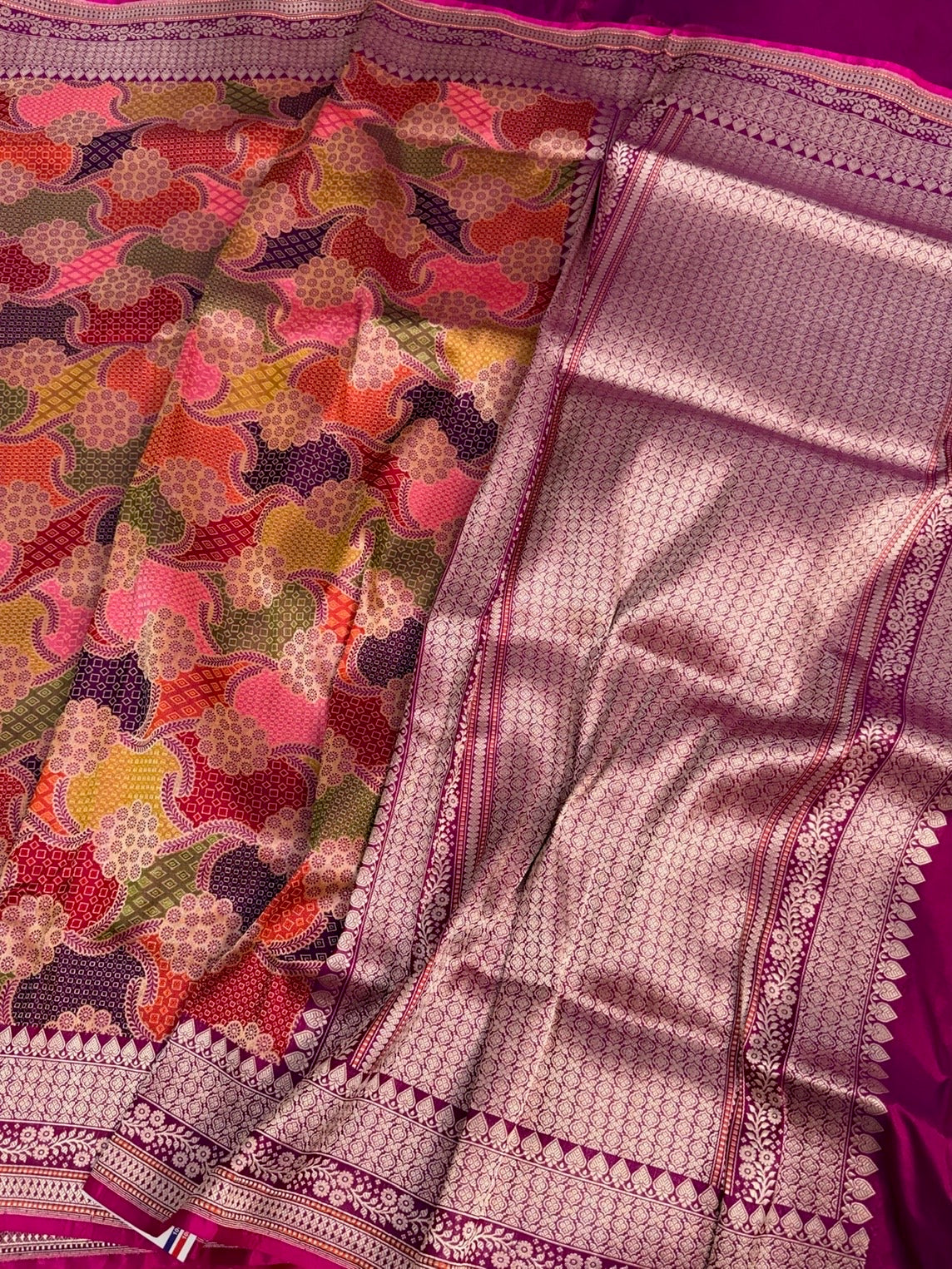 Rani Pink Handwoven Pure Banarasi Rangkaat Silk Saree