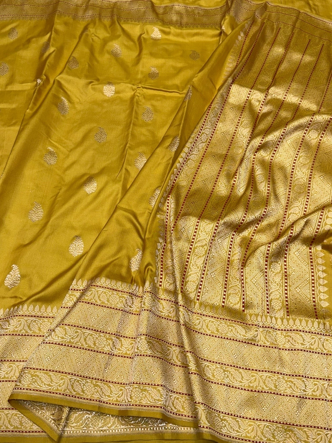 Mustard Yellow Handwoven Pure Banarasi Ektara Silk Saree – Authentic Kadwa Weave