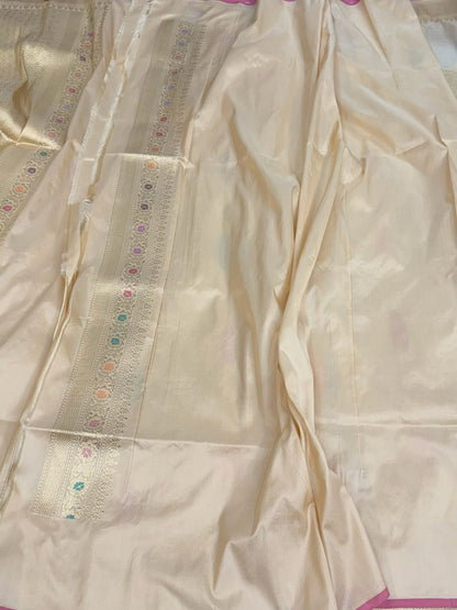 Ivory Handwoven Pure Banarasi Silk Saree