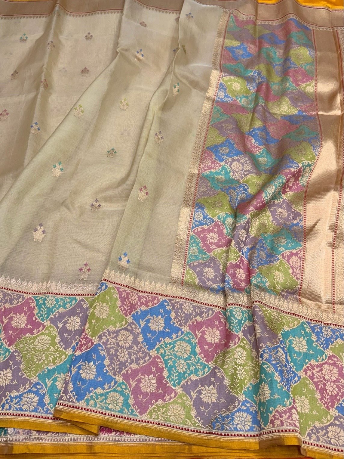 Ivory Handwoven Pure Organza Silk Saree