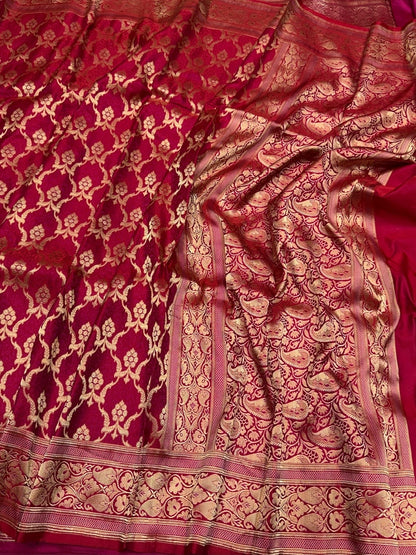 Red Handwoven Pure Banarasi Satin Tanchoi Silk Saree