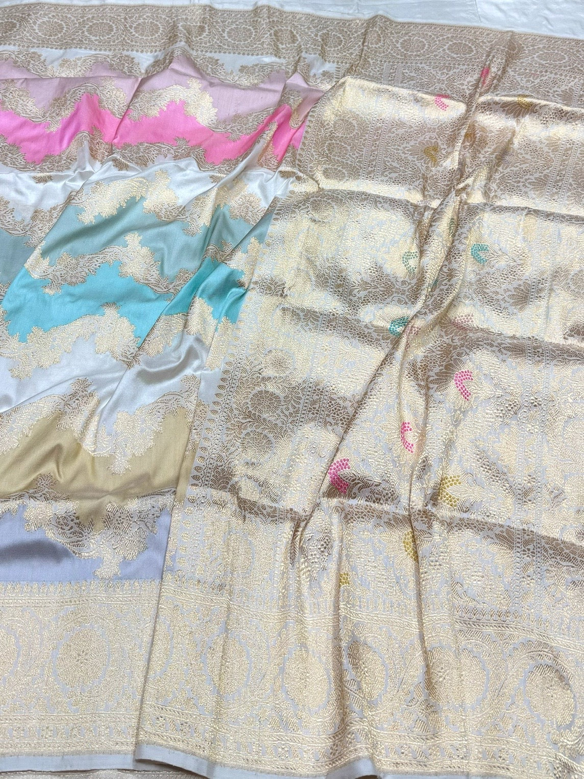 Ivory Handwoven Pure Banarasi Rangkaat Silk Saree – Pure Katan Silk