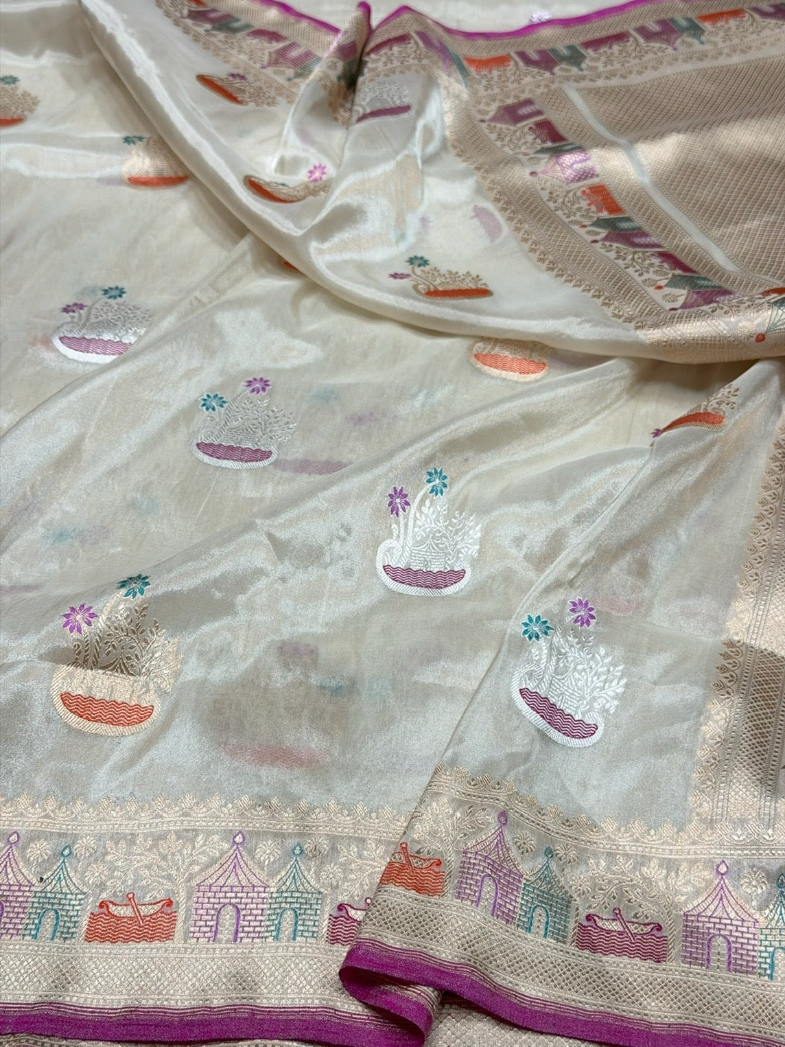 Ivory Handwoven Pure Banarasi Tissue Saree