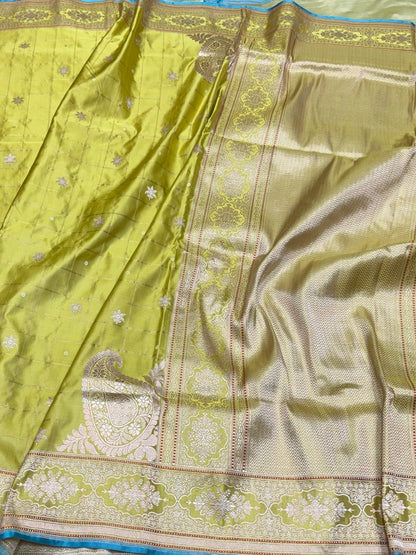 Light Green Handwoven Pure Banarasi Satin Silk Saree