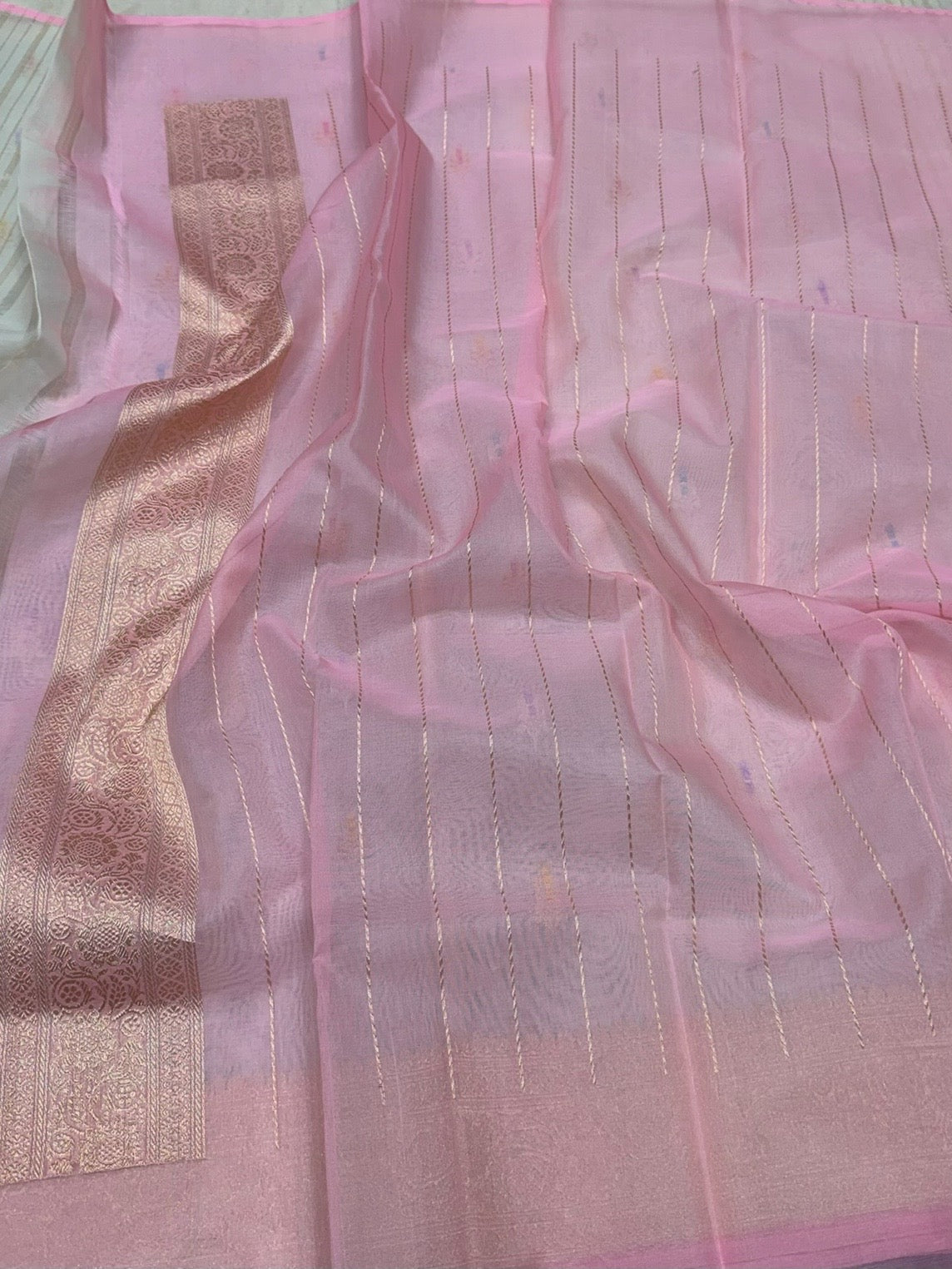 White Handwoven Pure Banarasi Organza Silk Saree