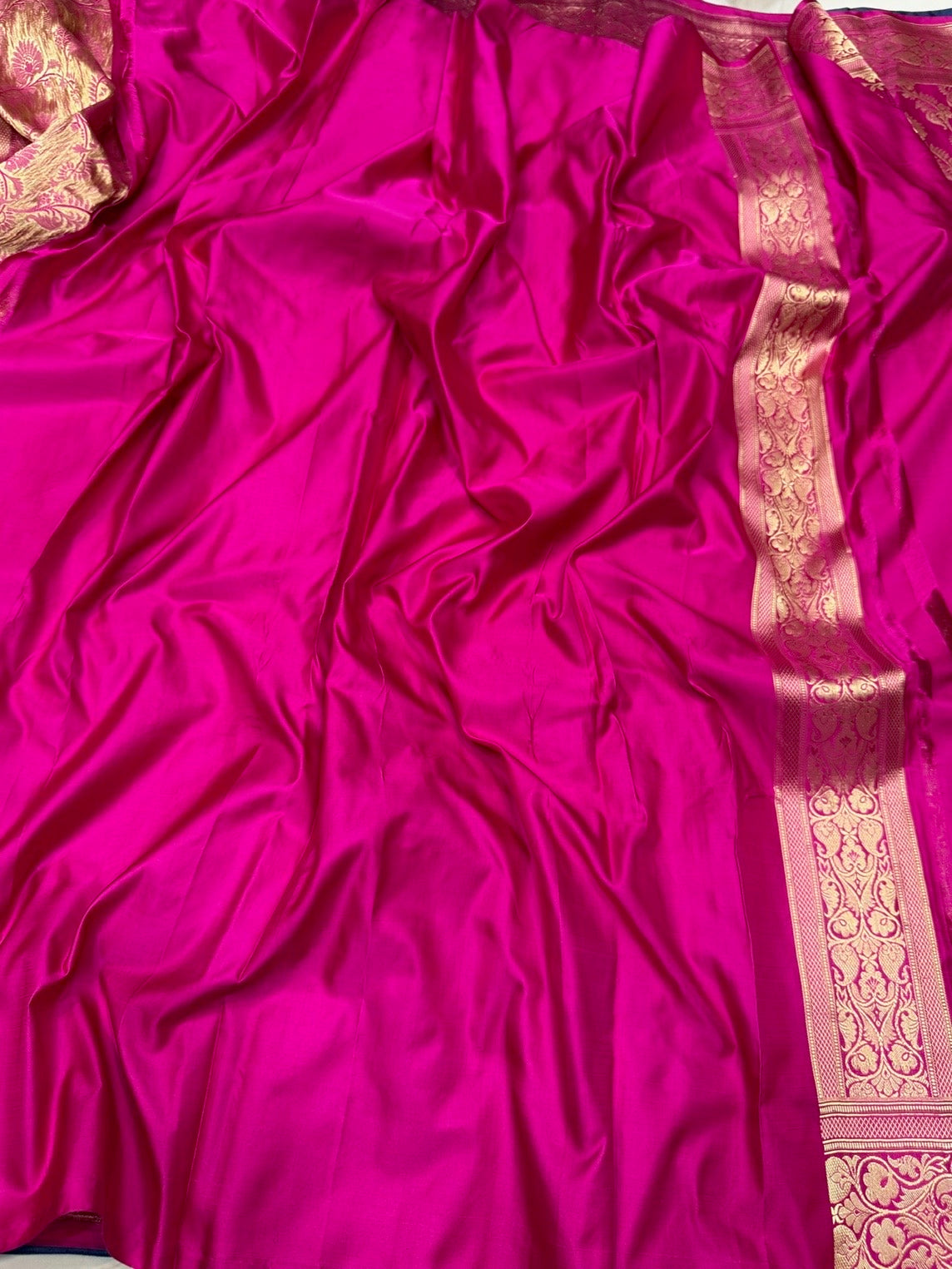 Rani Pink Handwoven Pure Banarasi Satin Tanchoi Silk Saree