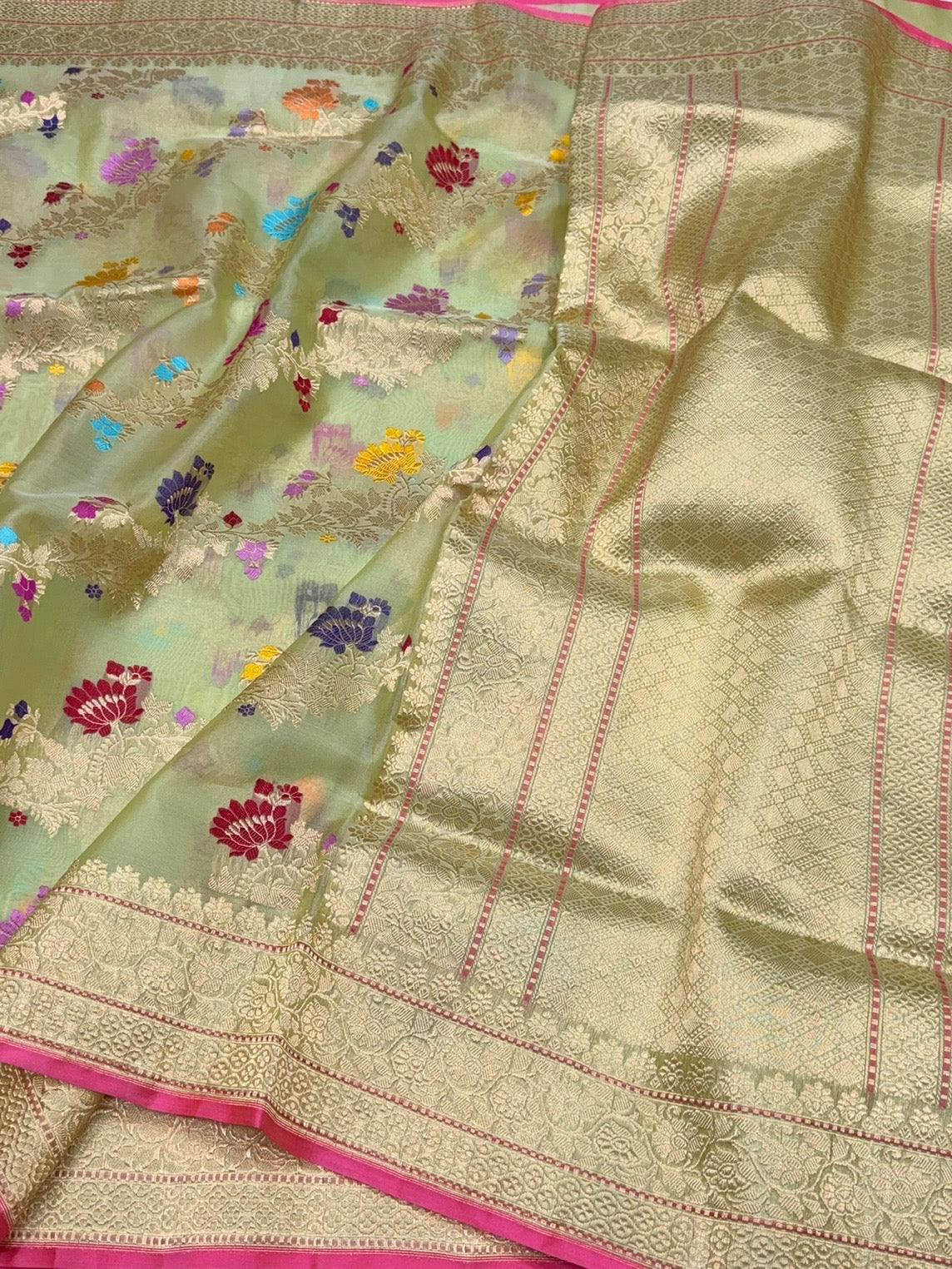 Pista Handwoven Pure Banarasi Organza Silk Saree in Kadwa Weave | 100% Pure Kora Silk