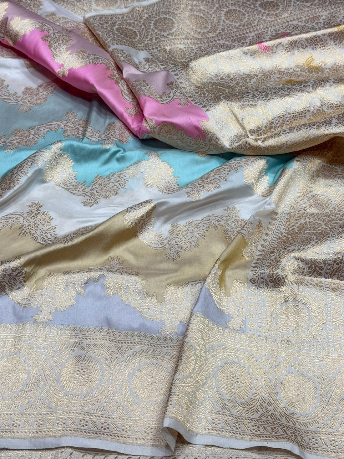 Ivory Handwoven Pure Banarasi Rangkaat Silk Saree – Pure Katan Silk