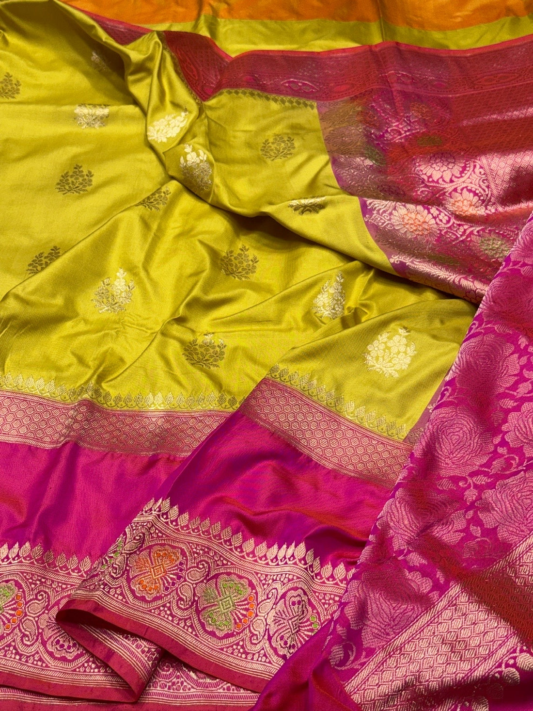 Mehndi Yellow Handwoven Pure Banarasi Ektara Silk Saree