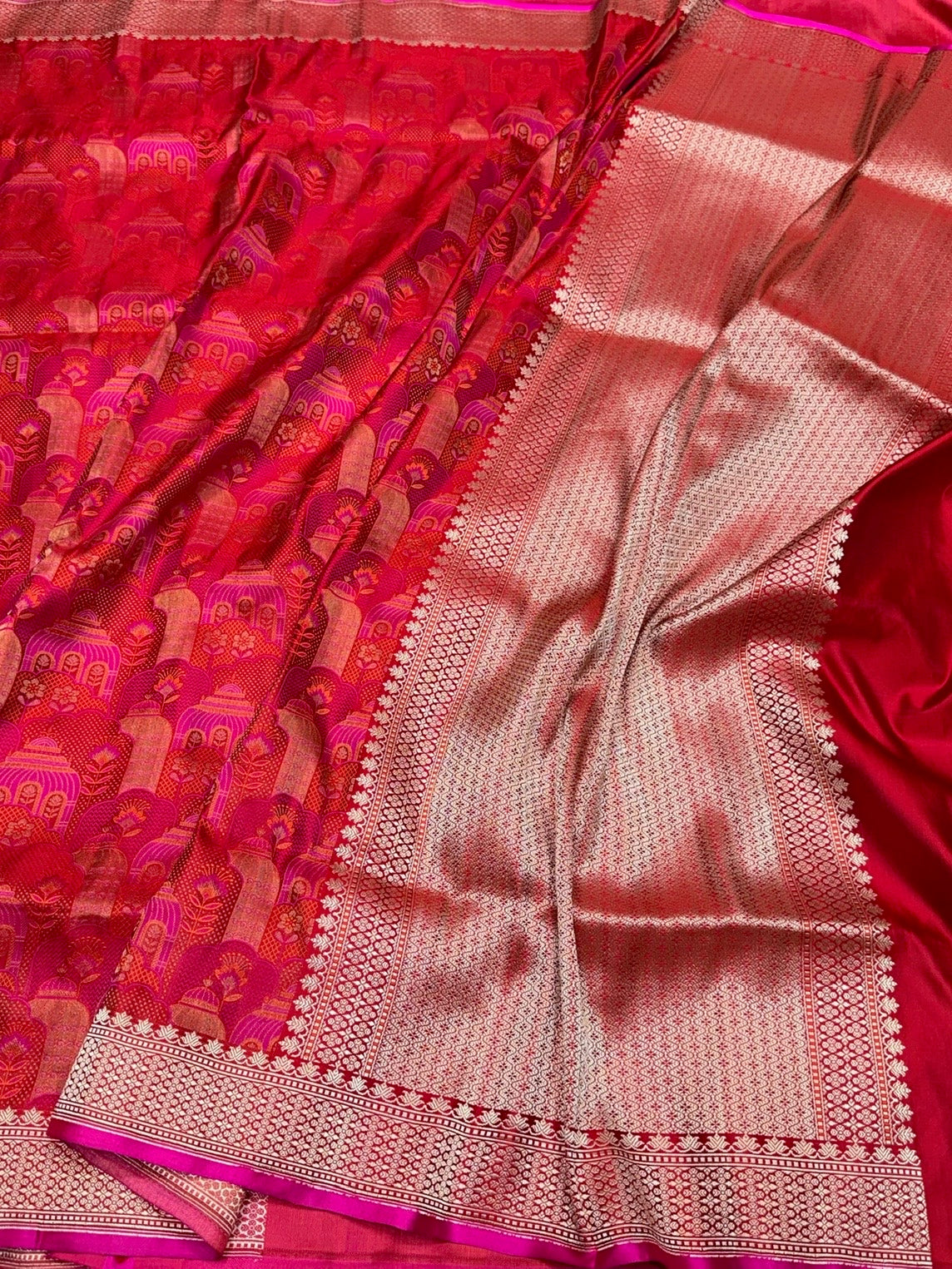 Red Handwoven Pure Banarasi Satin Tanchoi Silk Saree – 100% Pure Satin Silk, Kadwa Weave