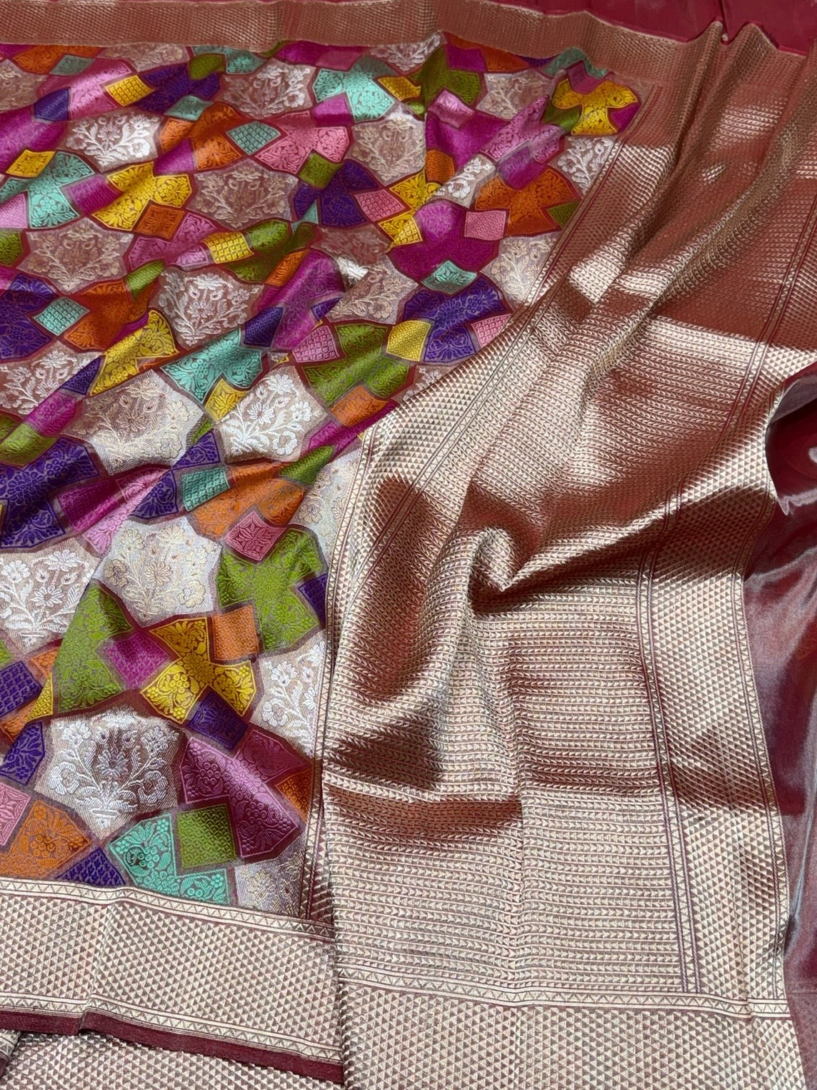 Wine Red Handwoven Pure Banarasi Rangkaat Silk Saree – Meenakari Design, Pure Katan-Mulberry Silk