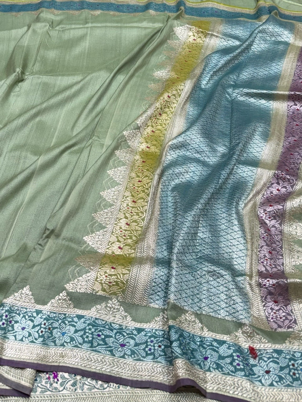 Pista Green Handwoven Pure Tussar Georgette Saree